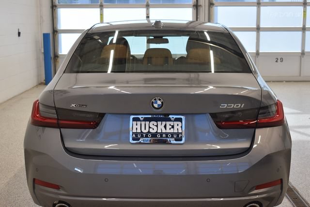 New 2026 BMW 330i xDrive Sedan w/ Convenience Package AWD/4WD image 11