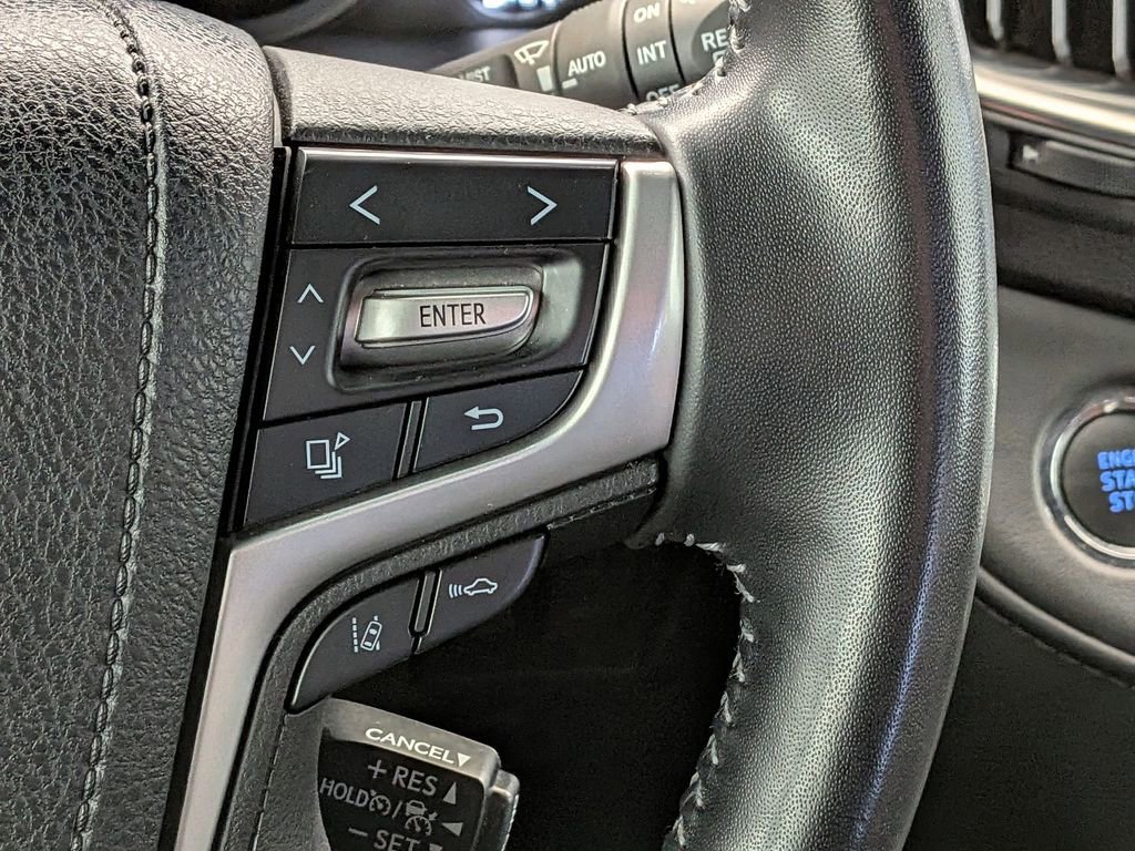 Used 2021 Toyota Land Cruiser image 20