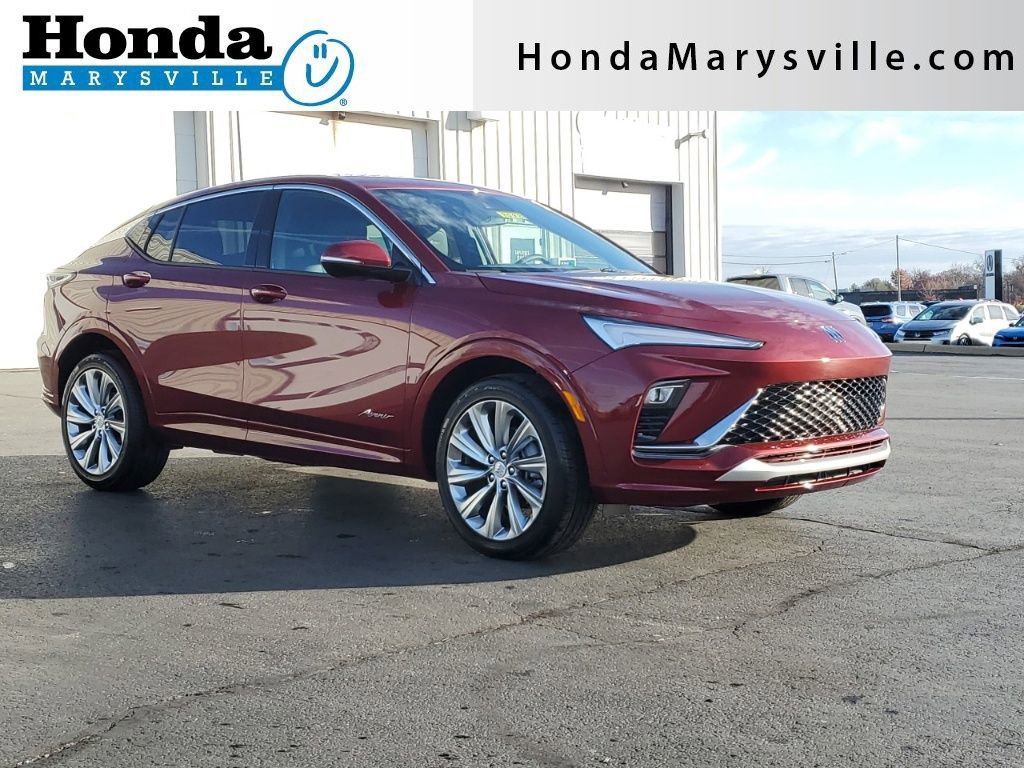 Used 2025 Buick Envista Avenir image 1