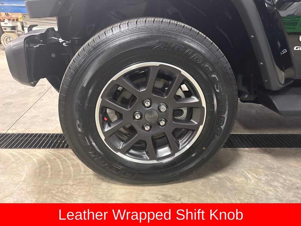 Used 2022 Jeep Gladiator Overland w/ Popular Equipment Package image 32