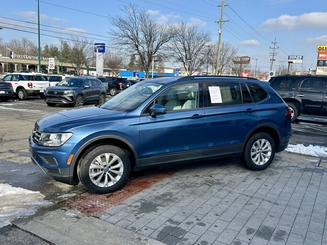 Used 2020 Volkswagen Tiguan S image 3