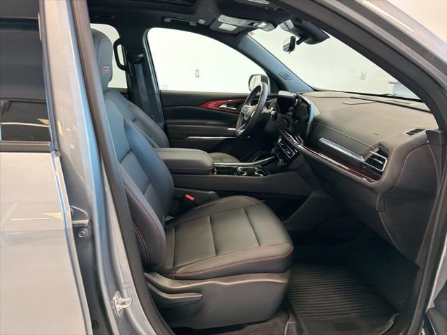 Used 2025 Chevrolet Traverse Z71 w/ Enhanced Driving Package image 38