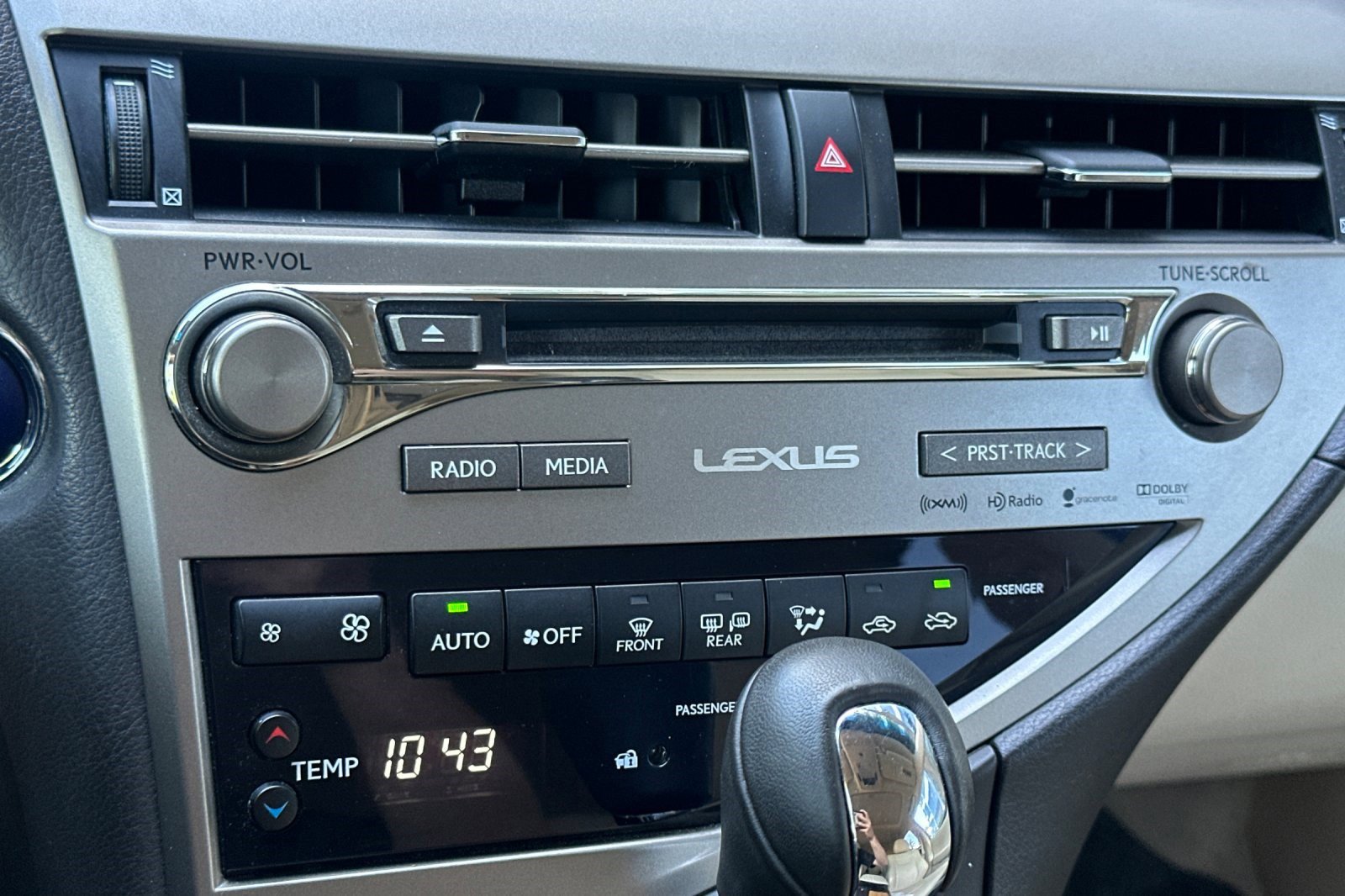 Used 2015 Lexus RX 450h FWD image 24
