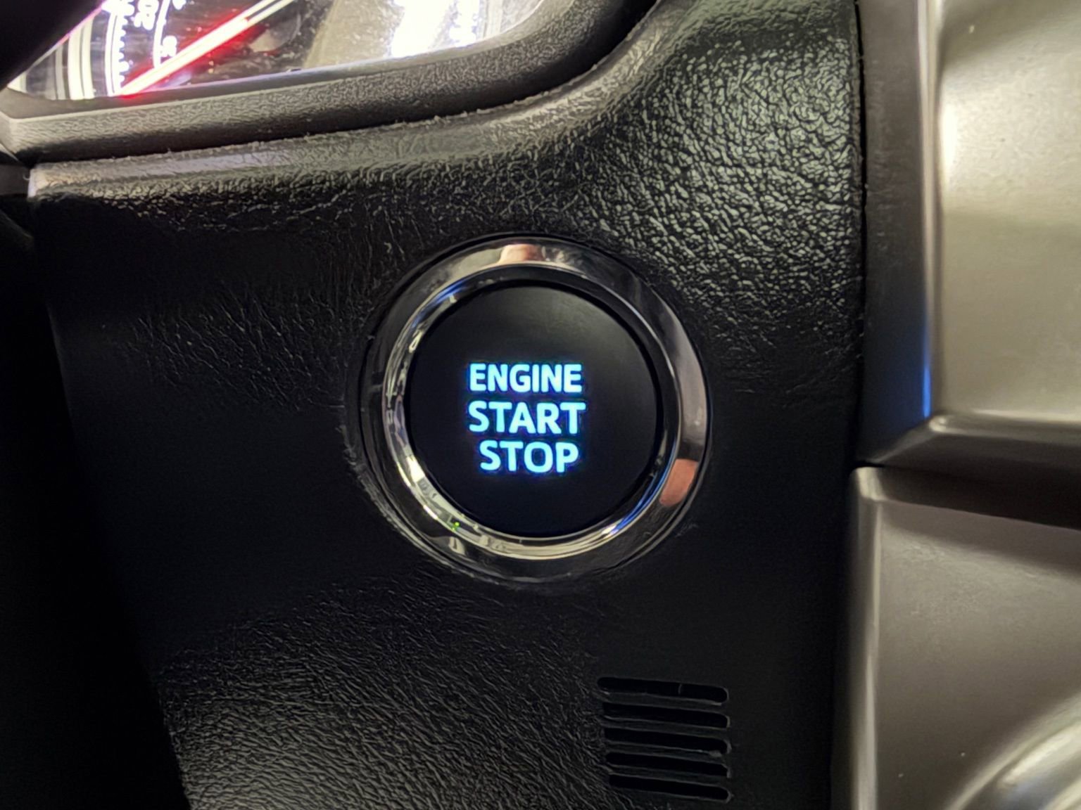 Used 2022 Toyota 4Runner Limited image 27