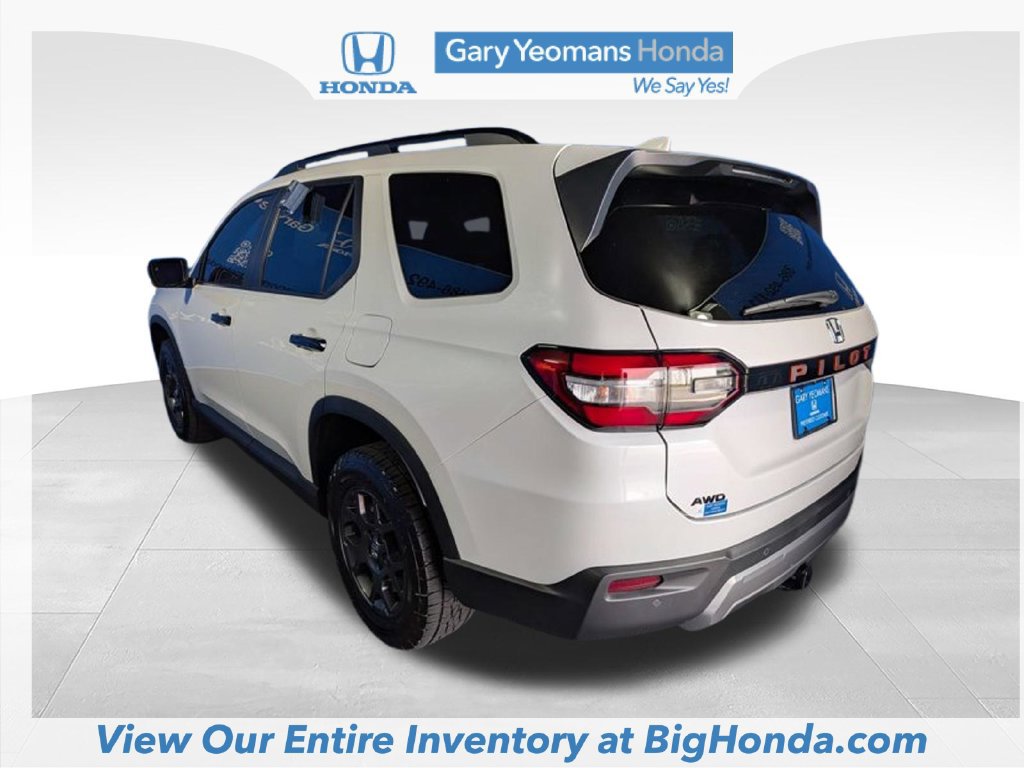 New 2026 Honda Pilot TrailSport image 8