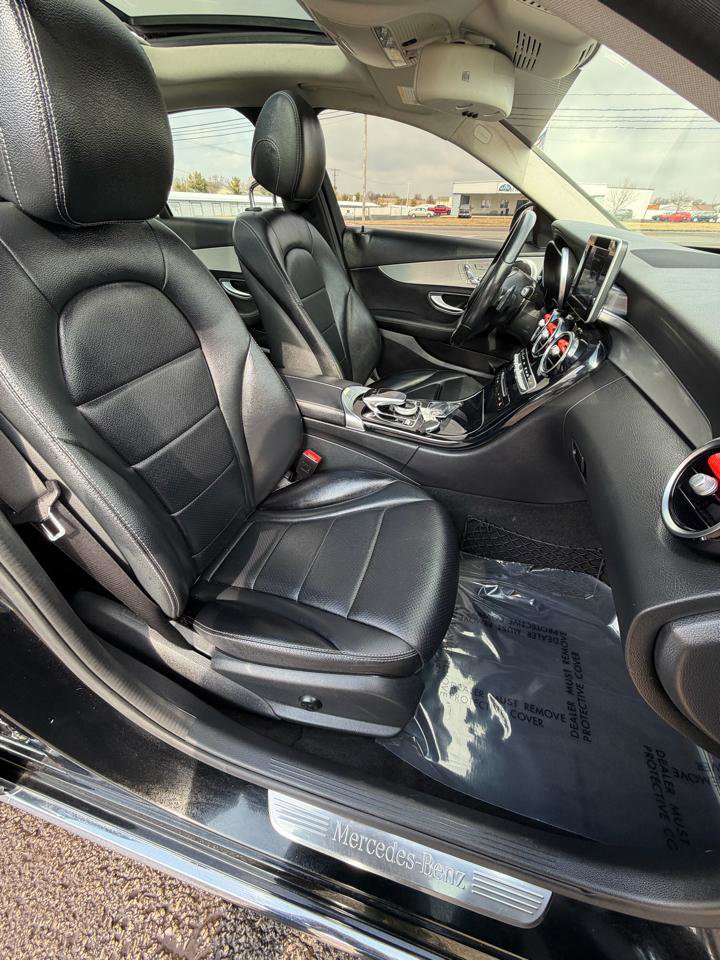 Used 2016 Mercedes-Benz C 300 4MATIC Sedan image 47