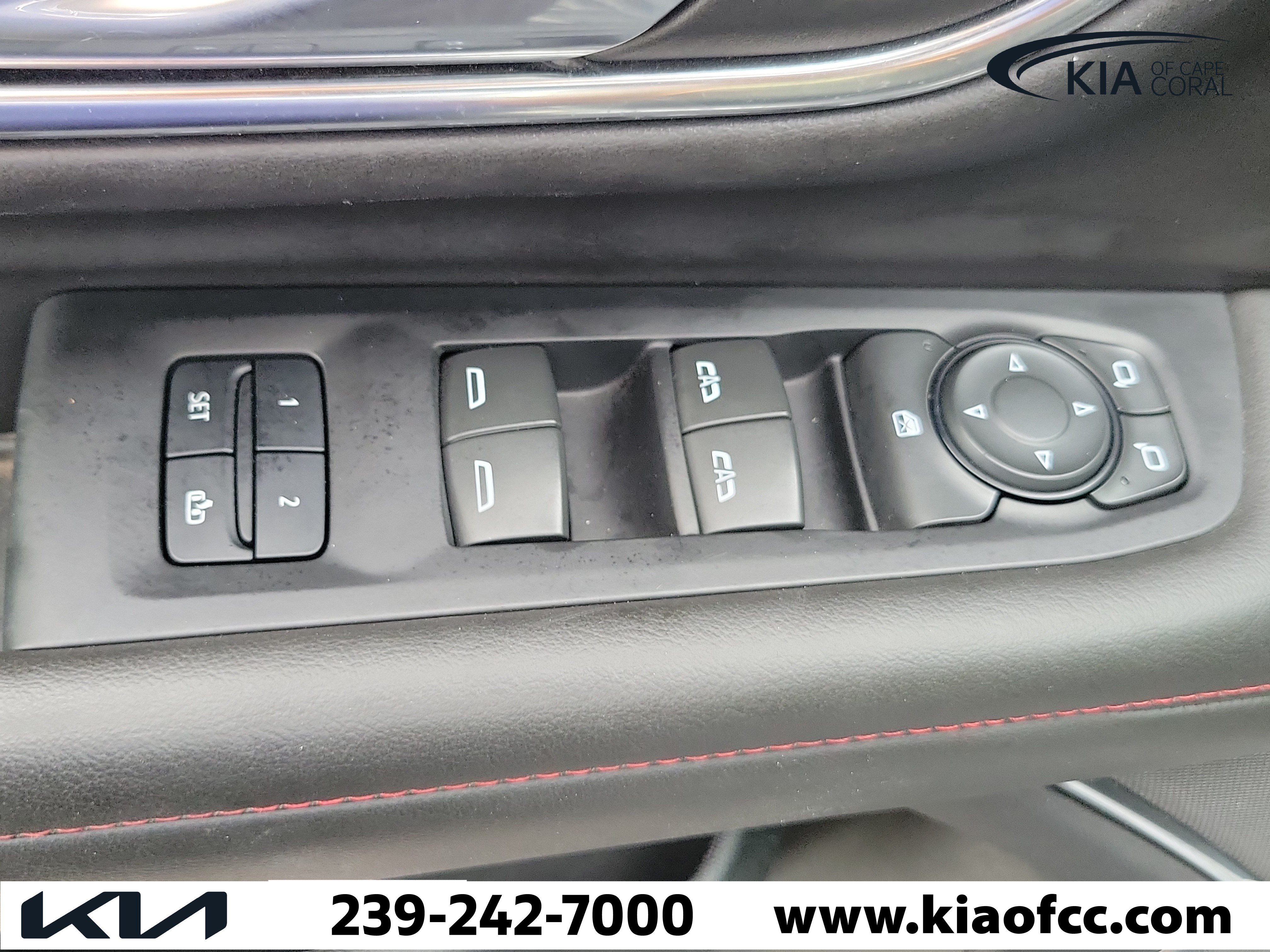 Used 2024 Chevrolet Suburban RST RWD image 25