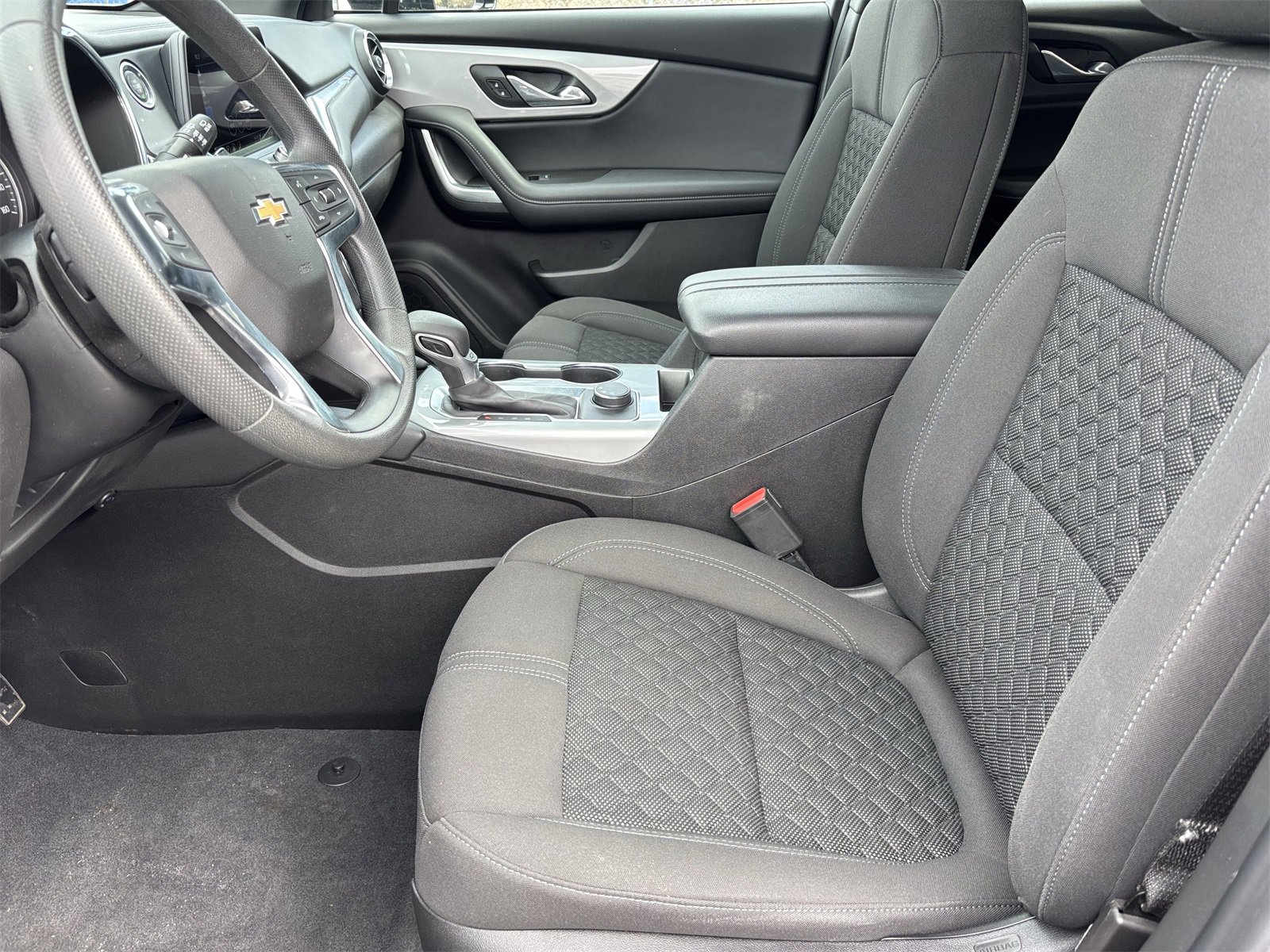 Used 2021 Chevrolet Blazer LT w/ LPO, Exterior Decal Package image 17