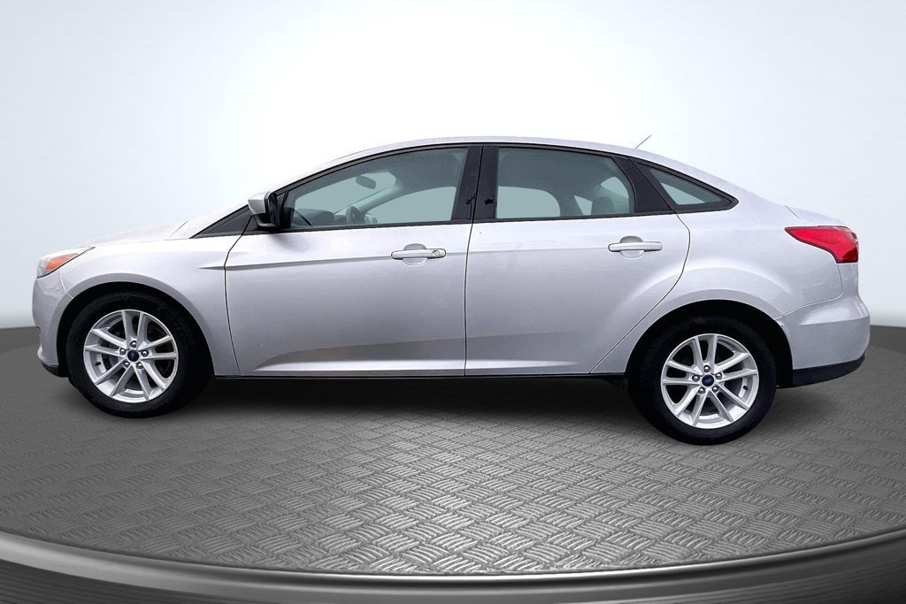 Used 2018 Ford Focus SE FWD image 8