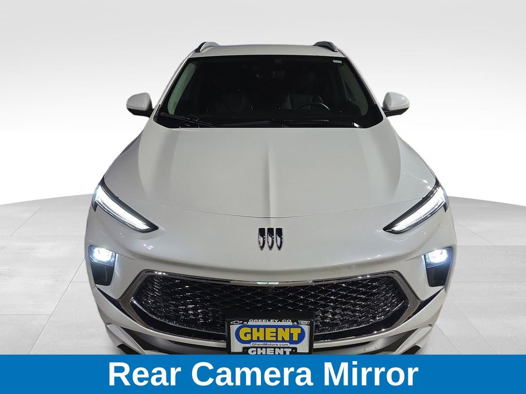 Used 2024 Buick Encore GX Avenir w/ Avenir Technology Package image 9
