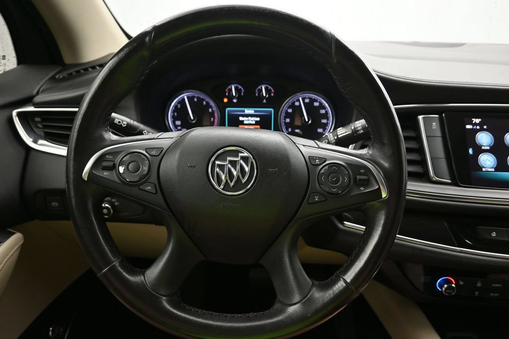 Certified 2018 Buick Enclave Essence FWD image 13