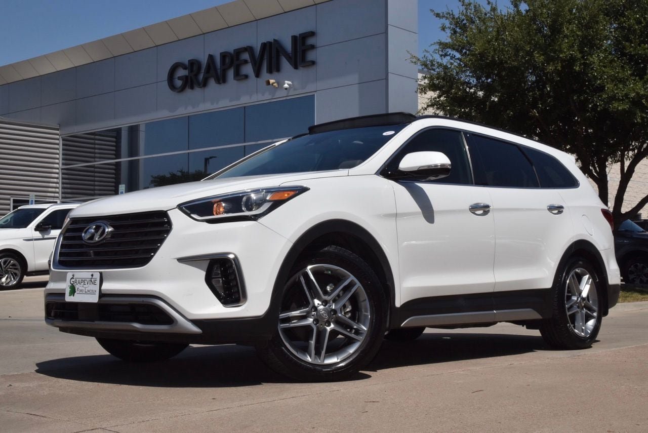 Used 2019 Hyundai Santa Fe XL FWD image 2