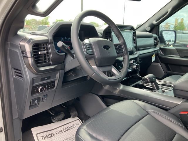New 2026 Ford F150 Lariat w/ Equipment Group 501A Mid AWD/4WD image 29