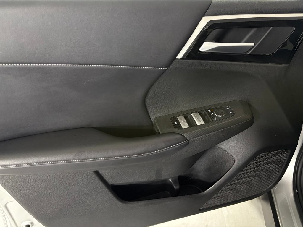 Used 2024 Mitsubishi Outlander SE FWD image 15
