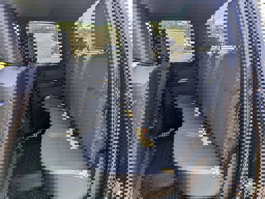 New 2025 RAM 2500 Tradesman w/ Bed Convenience Group image 16