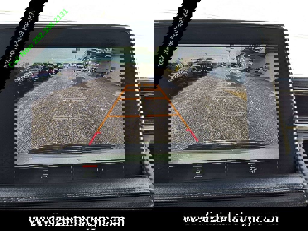 Used 2024 GMC Yukon XL SLE w/ Gmc Pro Safety Plus Package image 28