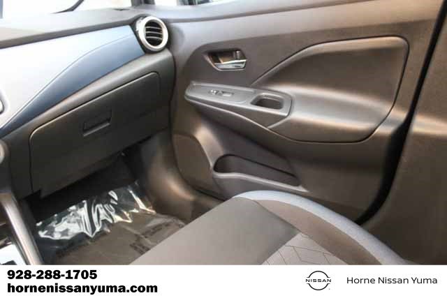 Used 2025 Nissan Versa SV w/ Trunk Package image 11
