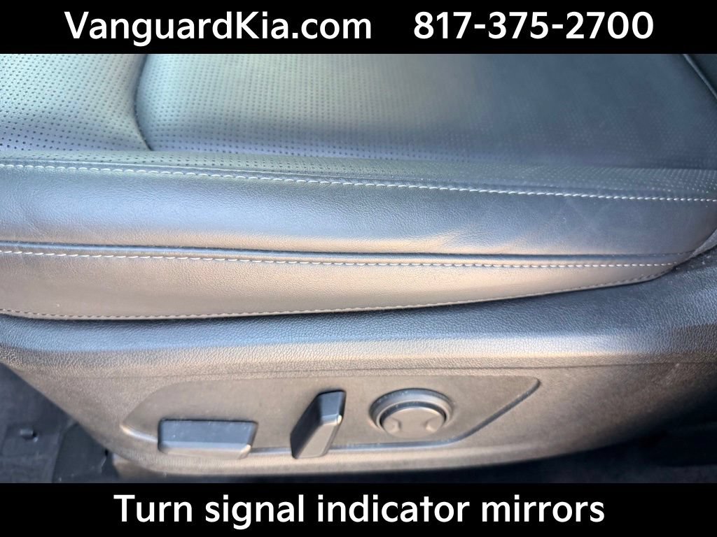 Certified 2025 Kia Sorento S w/ Panoramic Sunroof Package FWD image 15