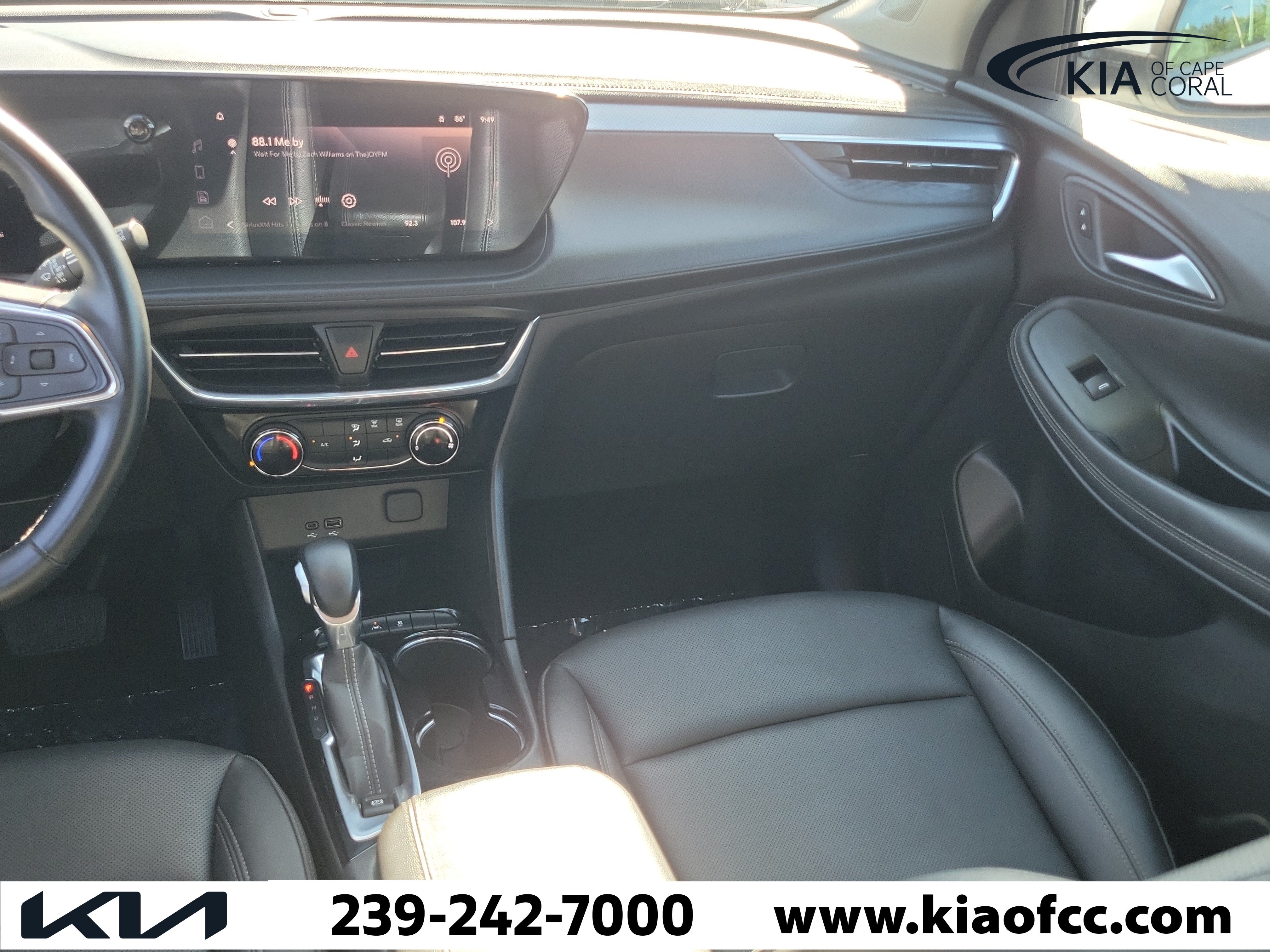 Used 2024 Buick Encore GX Sport Touring AWD/4WD image 18