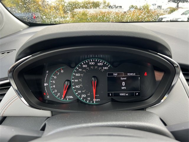 Used 2022 Chevrolet Trax LT w/ LT Convenience Package image 12
