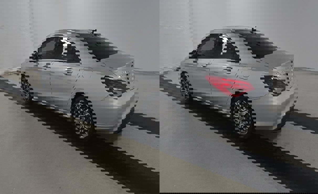 Used 2018 Mercedes-Benz CLA 250 4MATIC image 14