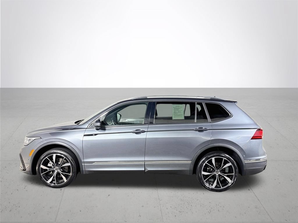 Certified 2023 Volkswagen Tiguan SEL R-Line AWD/4WD image 10