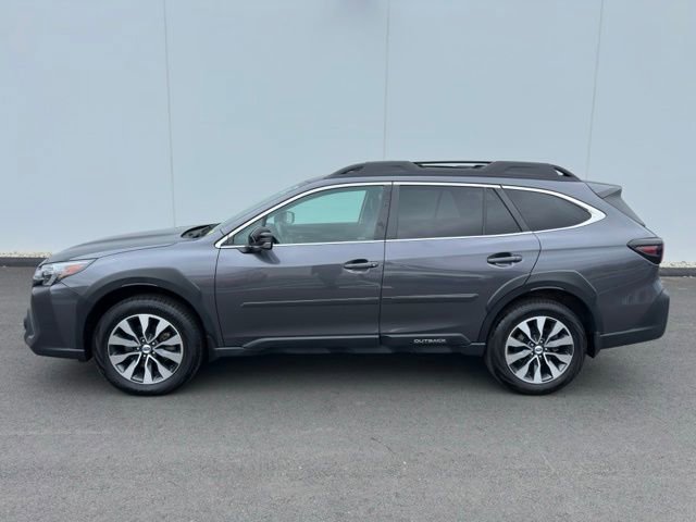Used 2023 Subaru Outback Limited XT image 9