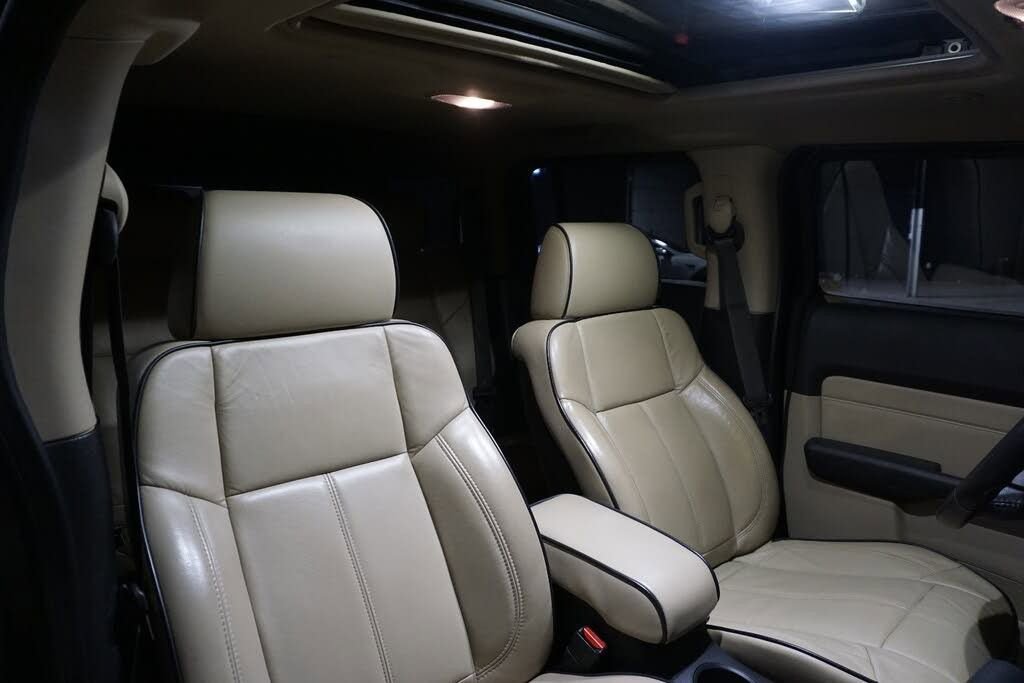 Used 2009 HUMMER H3 Luxury AWD/4WD image 15