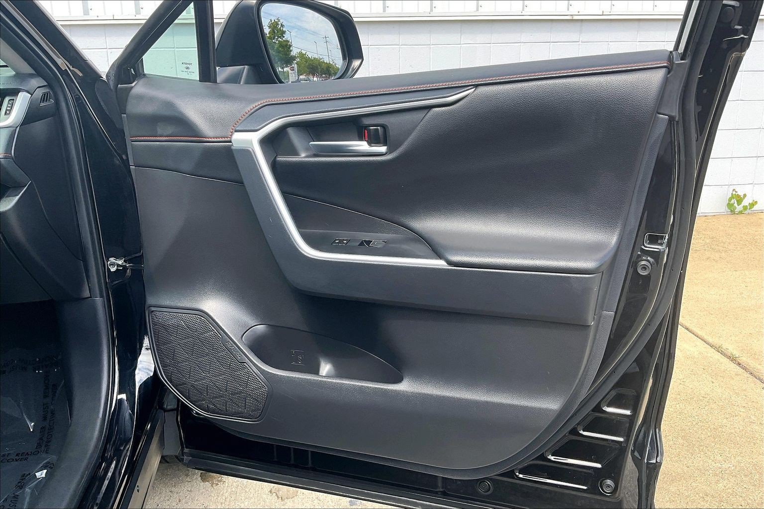 Used 2024 Toyota RAV4 Adventure AWD/4WD image 27
