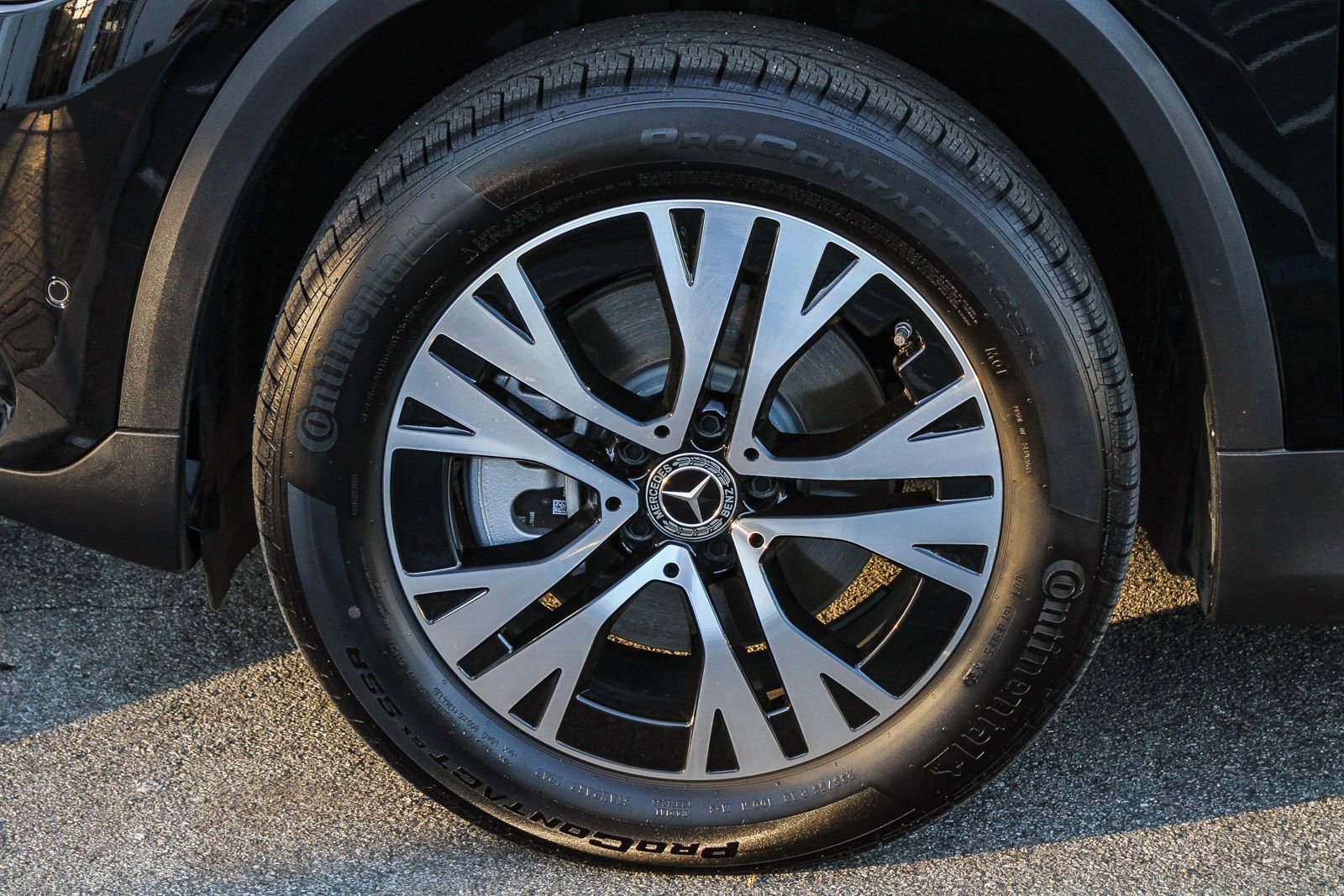 Certified 2025 Mercedes-Benz GLA 250 4MATIC image 12