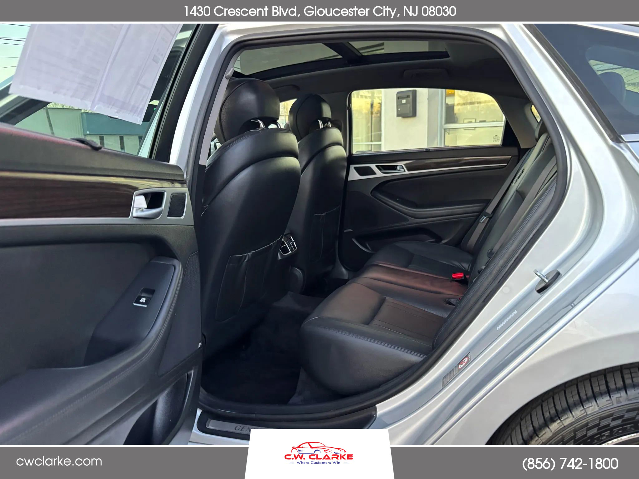 Used 2016 Hyundai Genesis 3.8 w/ Option Group 02 image 25