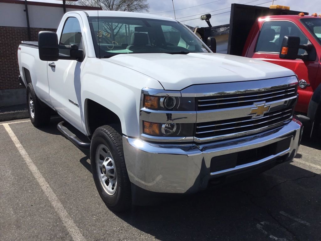 Used 2018 Chevrolet Silverado 3500 W/T w/ Snow Plow Prep Package AWD/4WD image 2