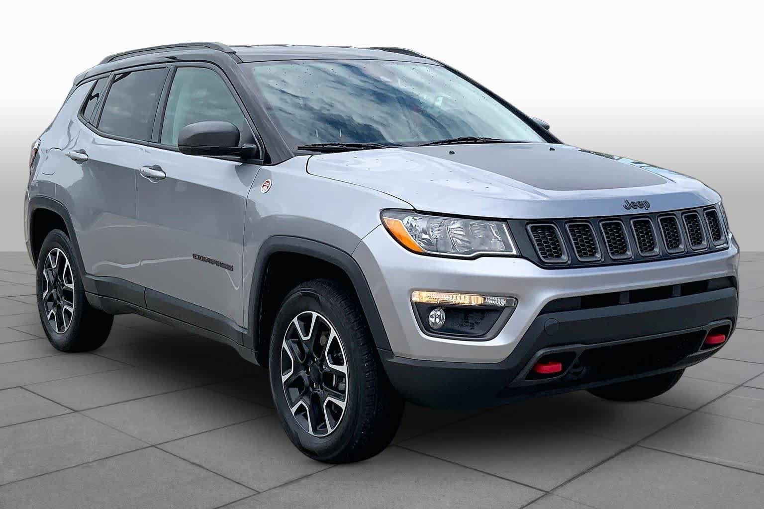 Used 2021 Jeep Compass Trailhawk AWD/4WD image 3
