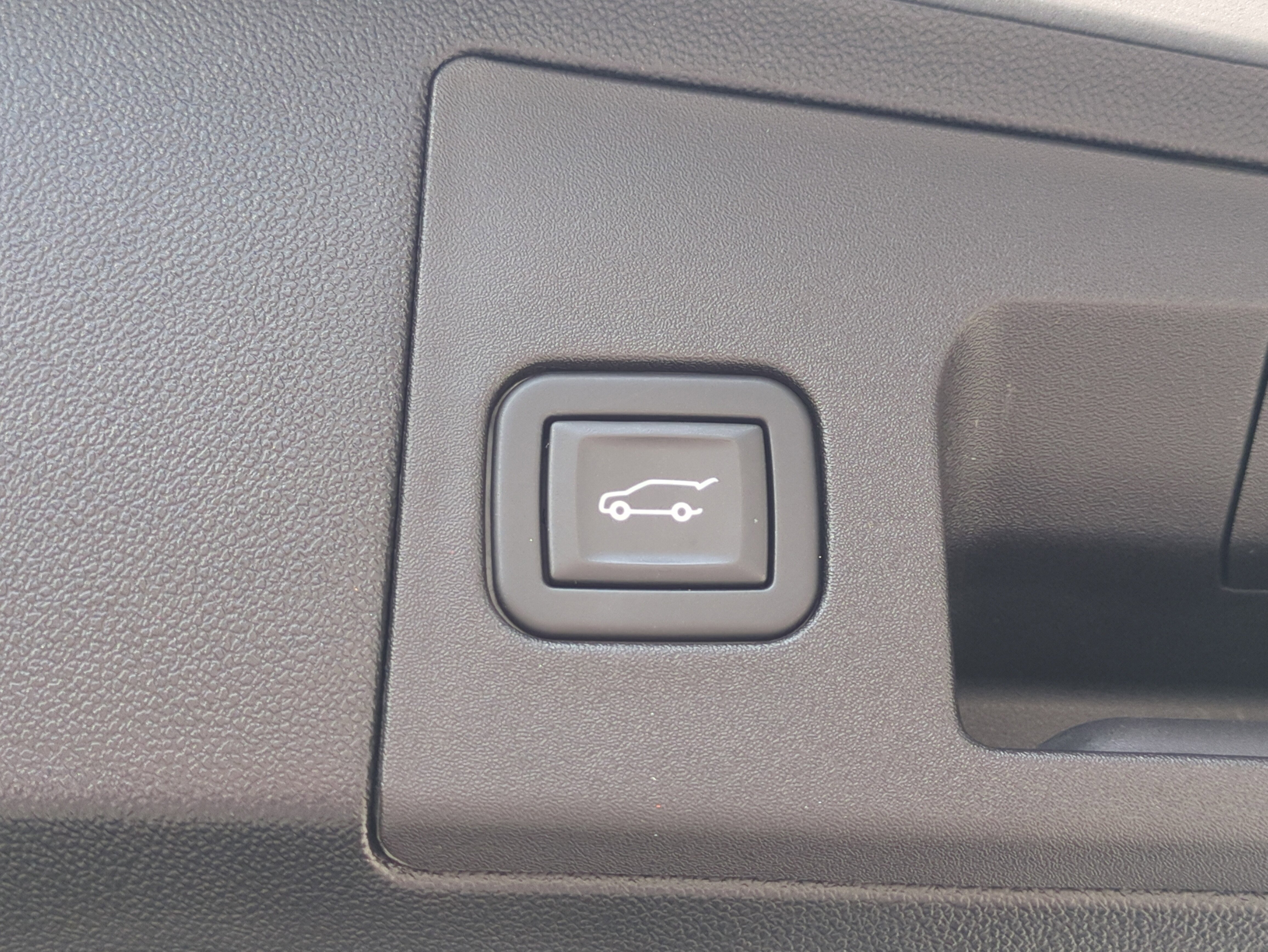 Used 2023 Cadillac XT5 Premium Luxury image 14