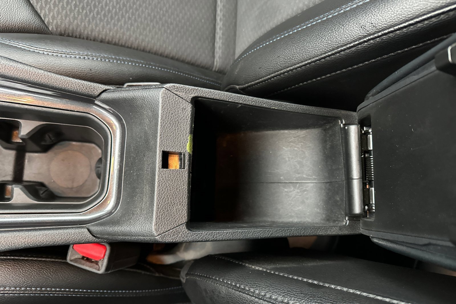 Used 2024 Jeep Compass Latitude image 31