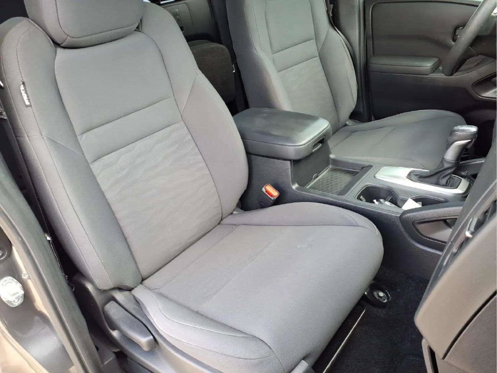 Certified 2022 Nissan Frontier S w/ Technology Package AWD/4WD image 19