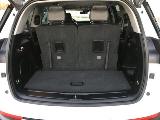 Used 2023 Jeep Grand Cherokee L Limited w/ Luxury Tech Group II image 34