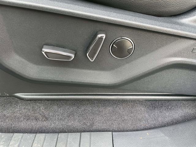 New 2025 Ford F150 Lariat w/ Equipment Group 502A High image 12