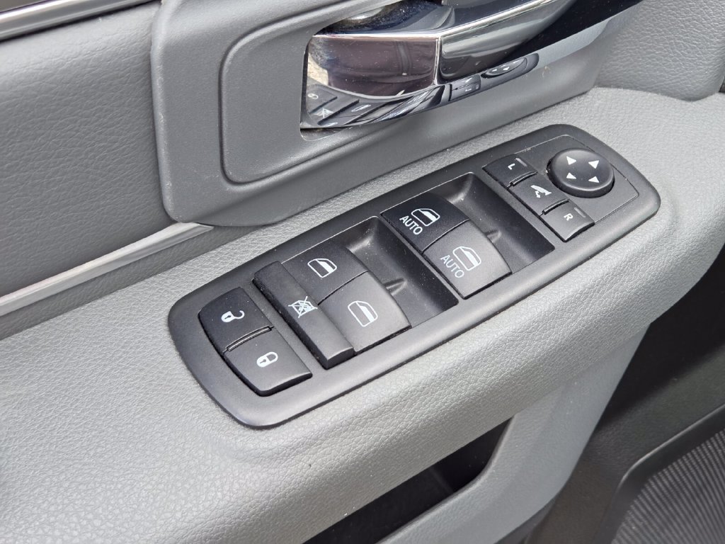 Used 2019 RAM 1500 Big Horn AWD/4WD image 22