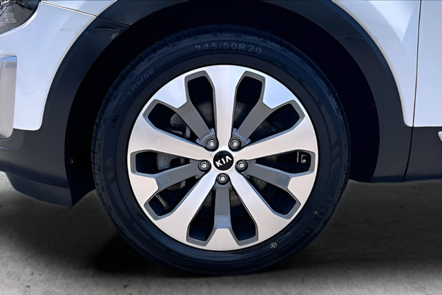 Used 2020 Kia Telluride S w/ S 8 Passenger Seating Package FWD image 35
