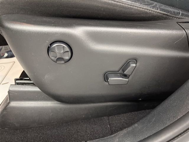 Used 2024 Dodge Durango GT image 35