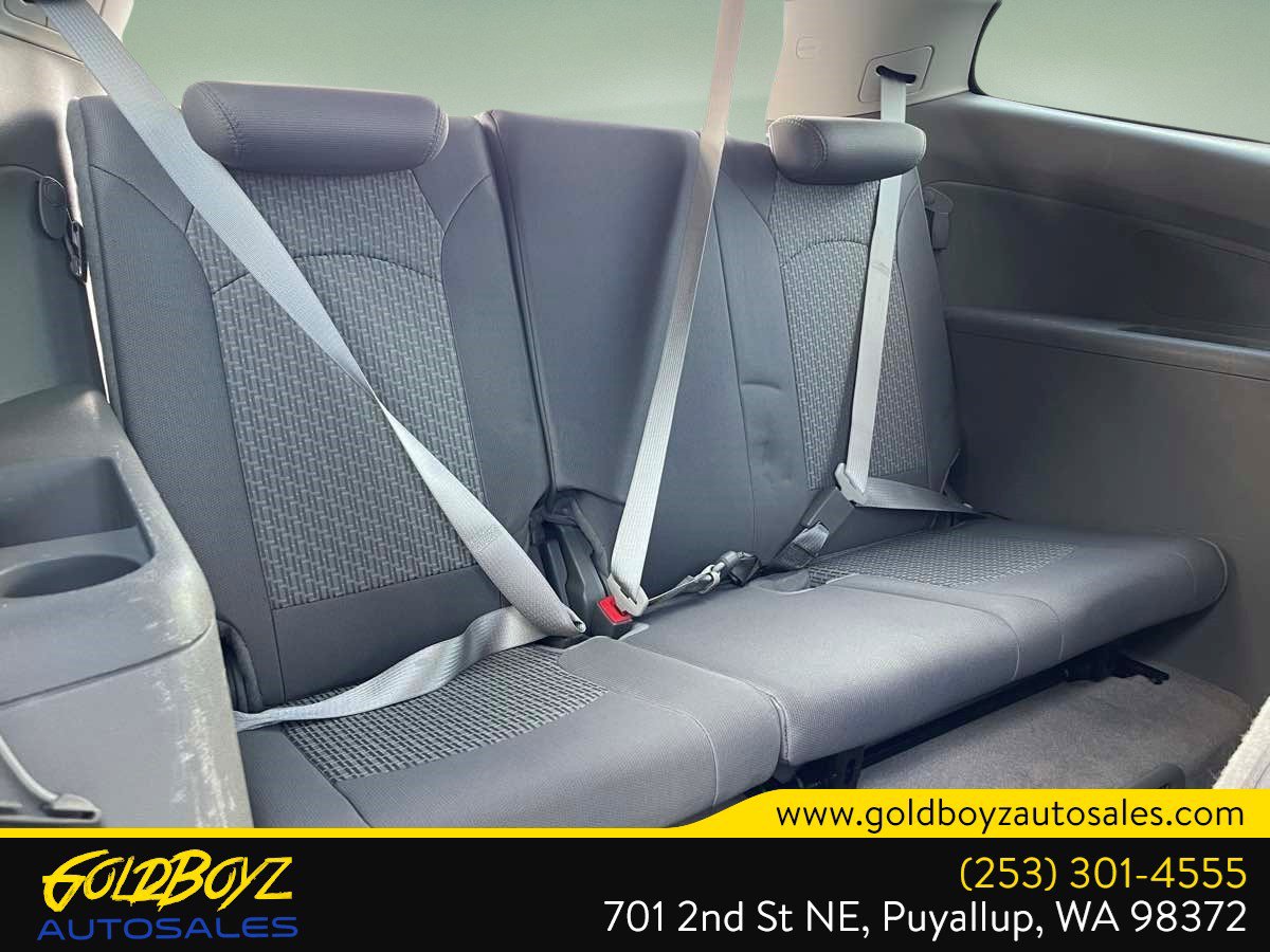 Used 2012 Chevrolet Traverse LS AWD/4WD image 25