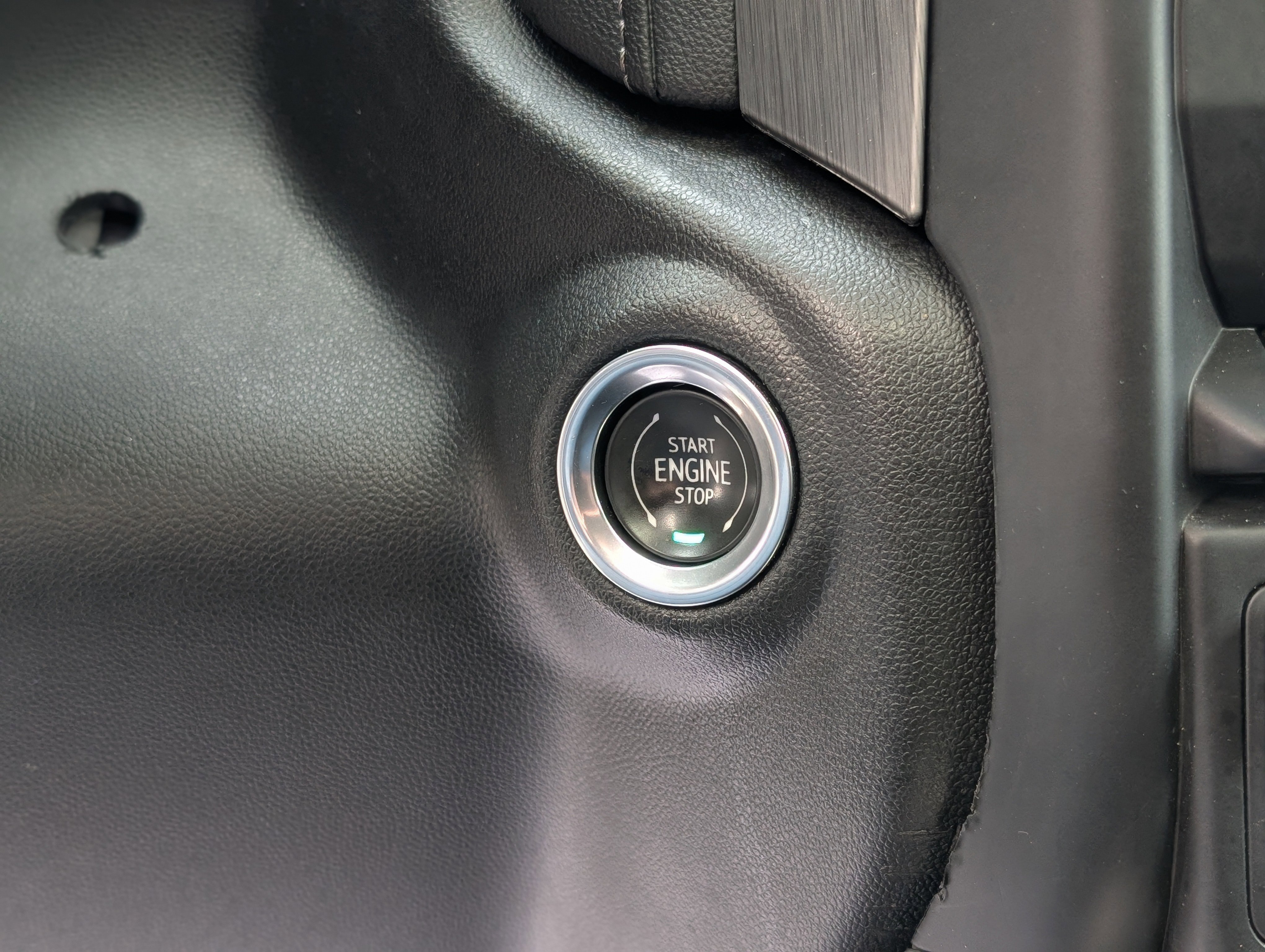 Used 2021 GMC Sierra 3500 Denali w/ Denali Ultimate Package image 23