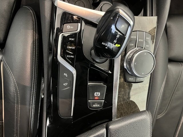 Used 2019 BMW 530i xDrive w/ Premium Package image 18