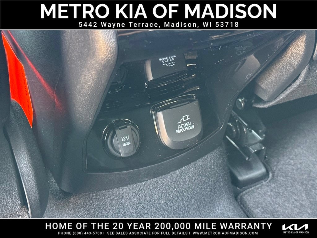 Used 2025 Kia Sorento SX Prestige AWD/4WD image 35