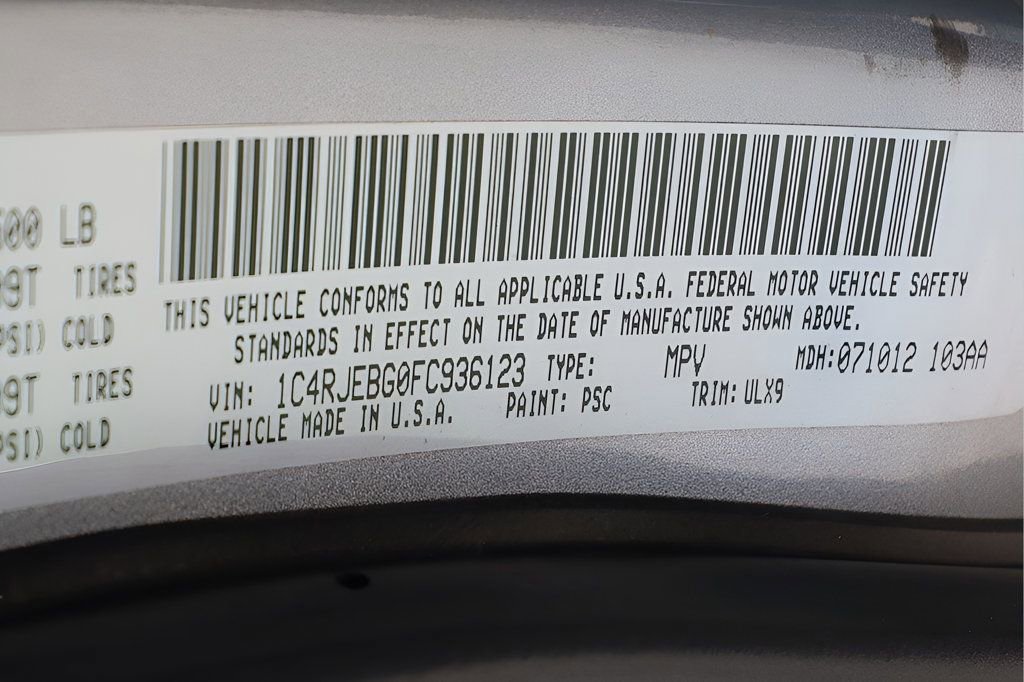 Used 2015 Jeep Grand Cherokee Limited image 31