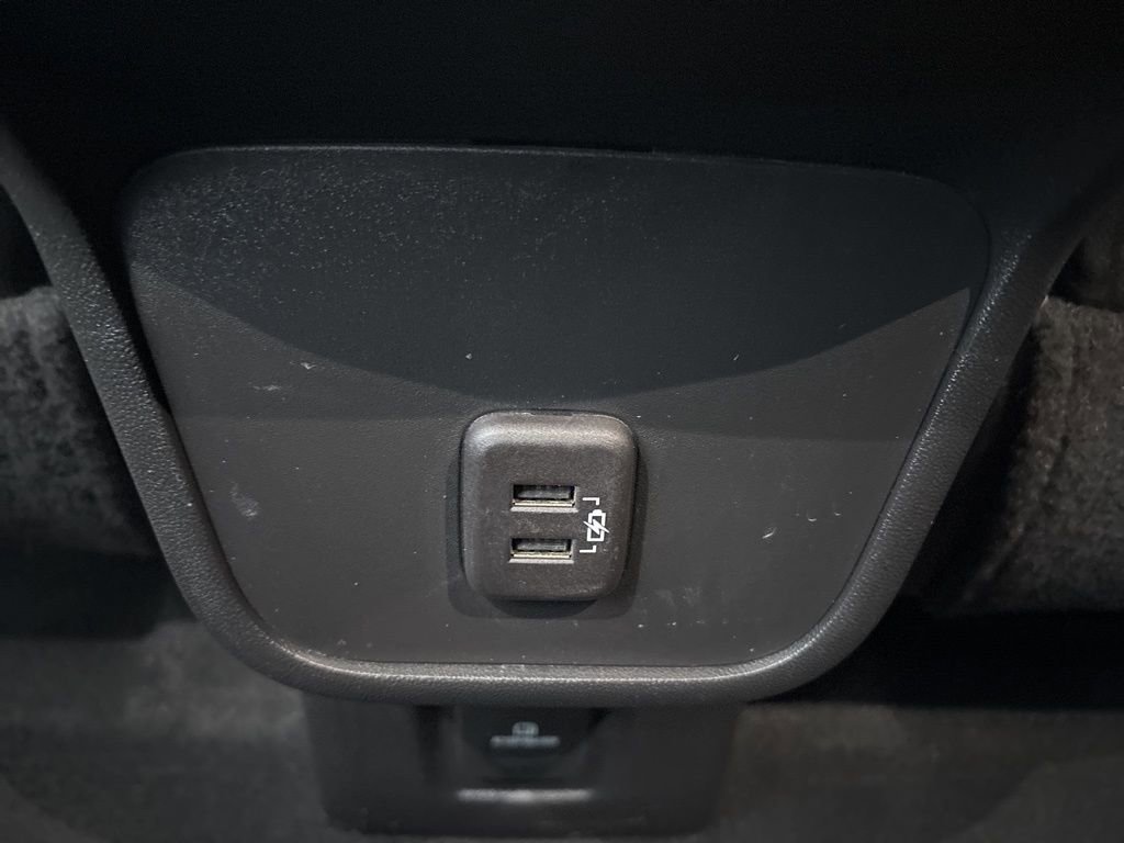 Used 2023 Chevrolet Equinox RS w/ RS Leather Package image 36