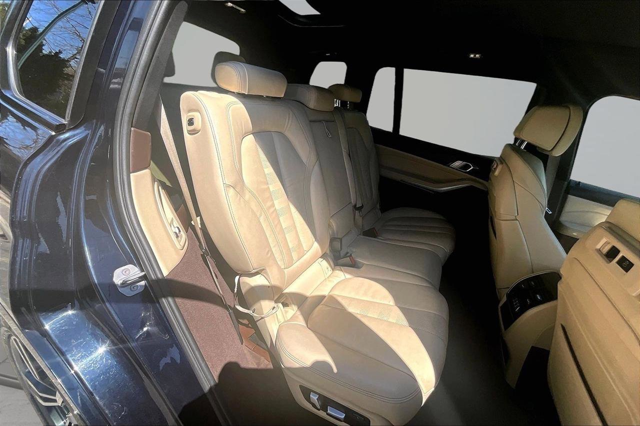 Used 2019 BMW X7 xDrive40i w/ Premium Package AWD/4WD image 25