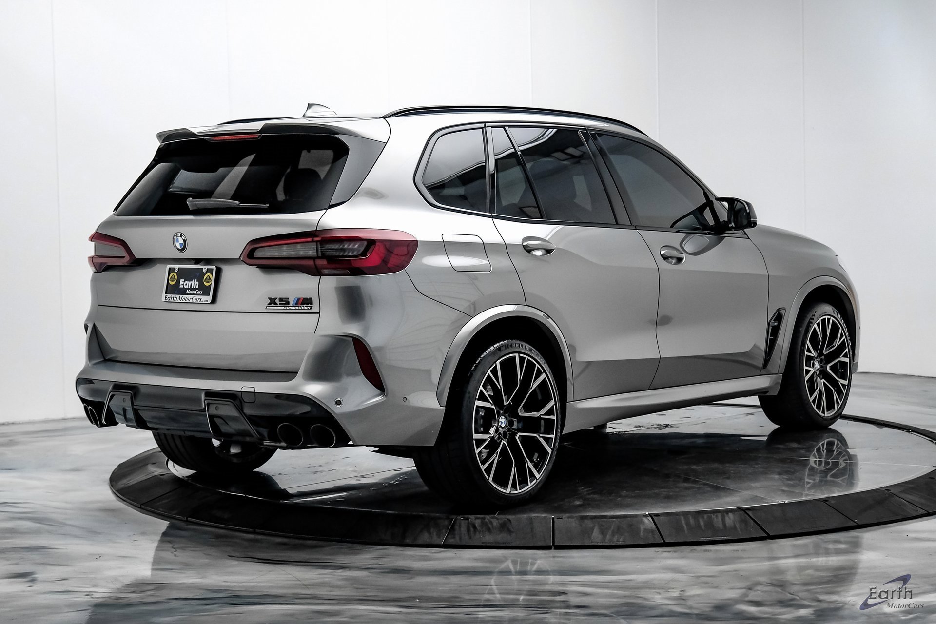 Used 2022 BMW X5 M w/ Competition Package 2 image 13