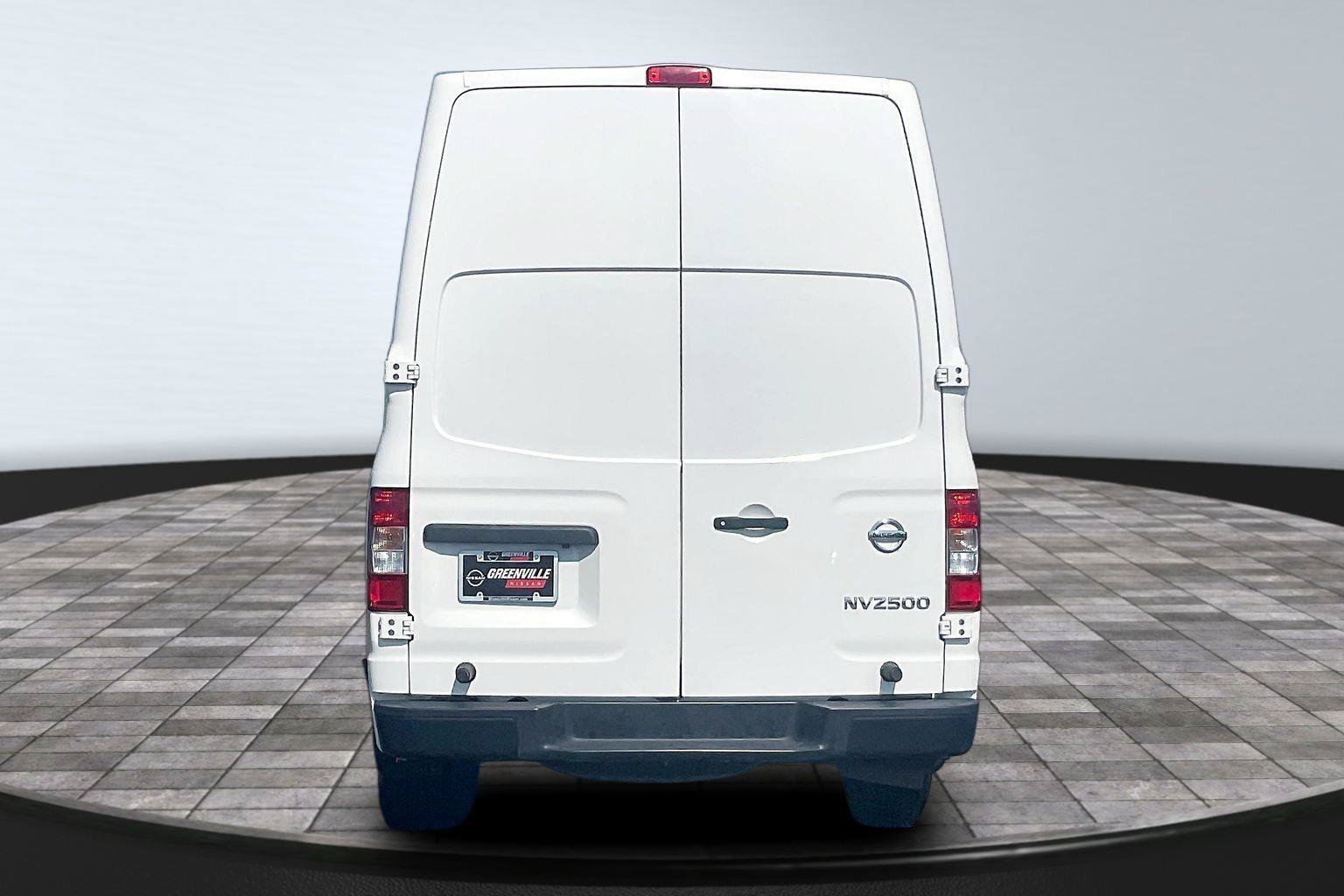 Used 2020 Nissan NV 2500 S RWD image 5